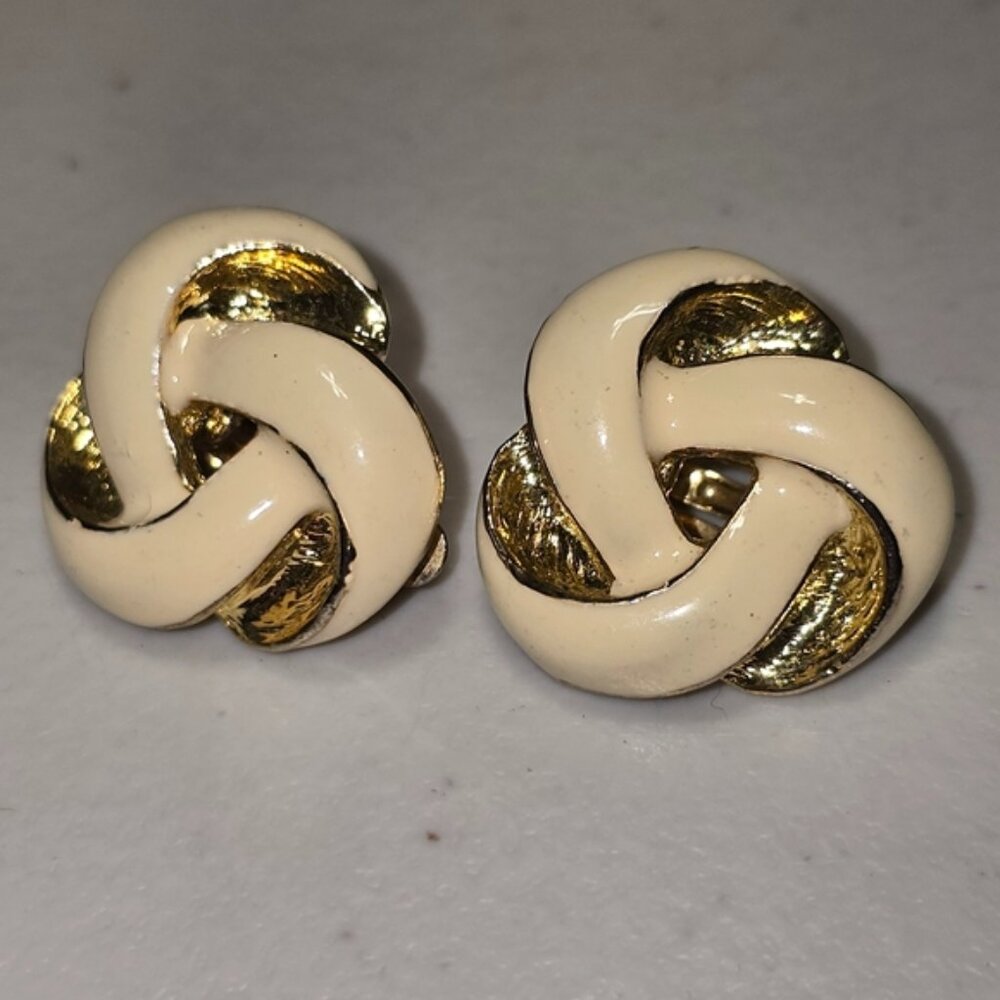 Vintage Cream Colour Enamel Gold Tone Clip-on Earrings